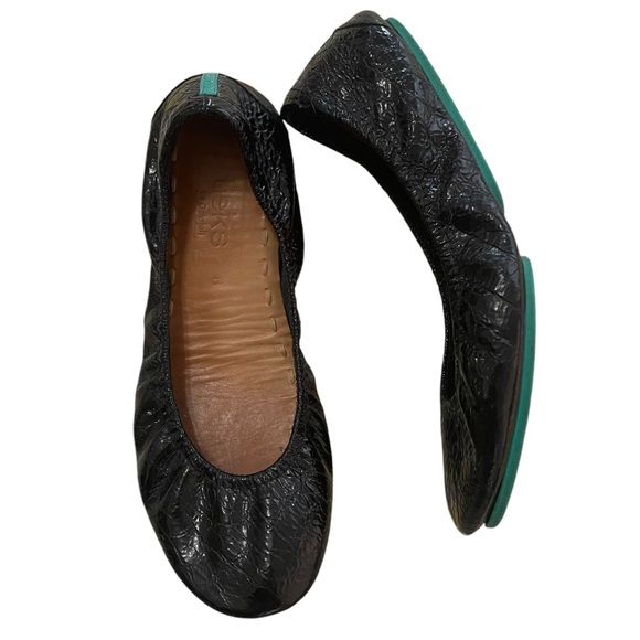 TIEKS Black Patent Leather Ballet Flats Obsidian Embossed Croc Women's Size 6